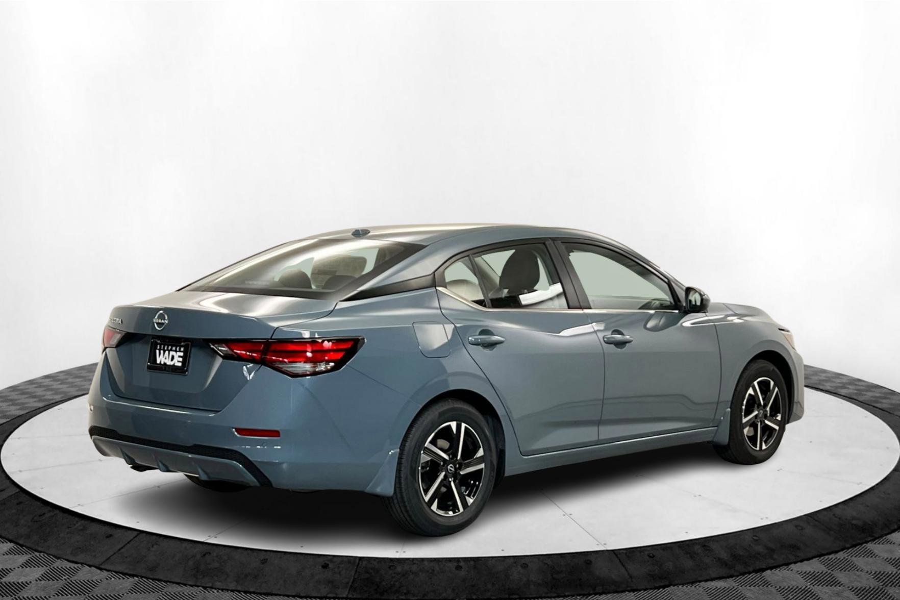 2025 Nissan Sentra SV photo 5