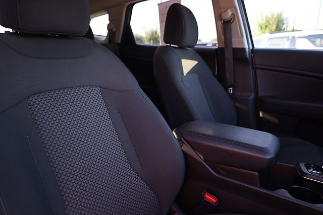 2023 Kia Sportage LX photo 35