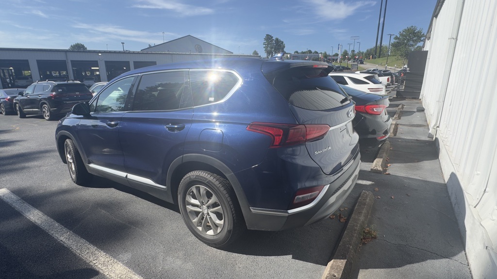 2020 Hyundai Santa Fe SEL photo 2