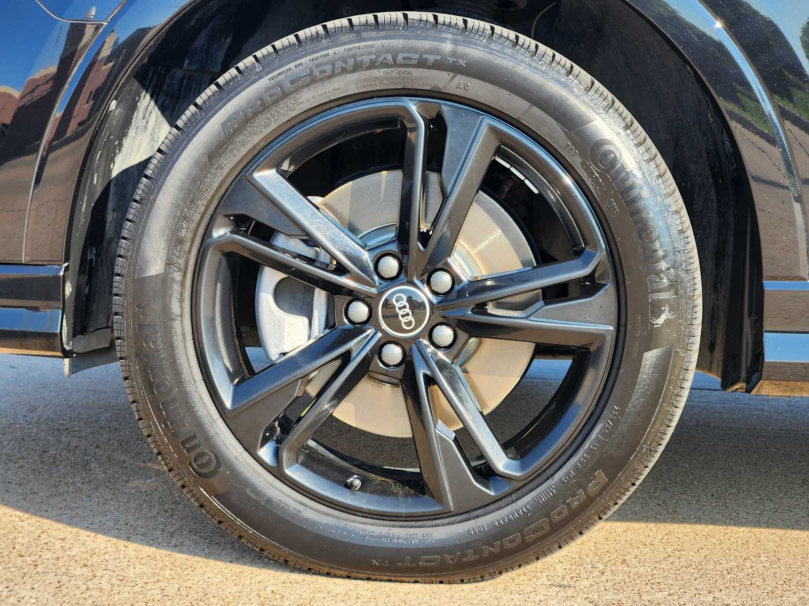 2023 Audi Q3 S line Premium photo 3
