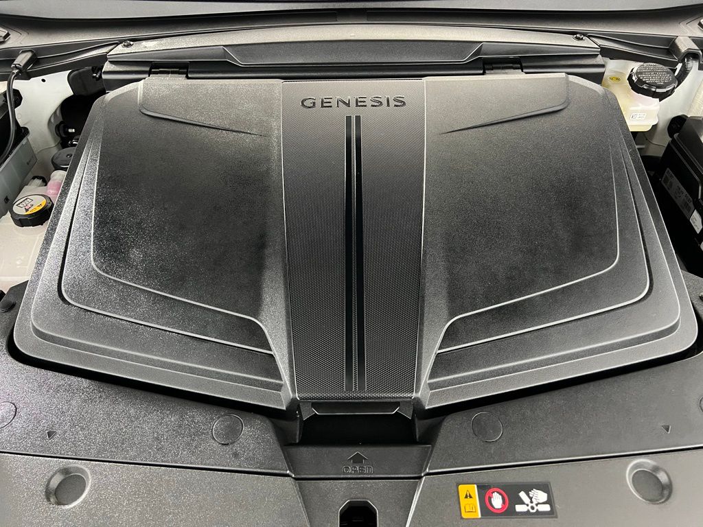 2023 Genesis GV60 Performance photo 34