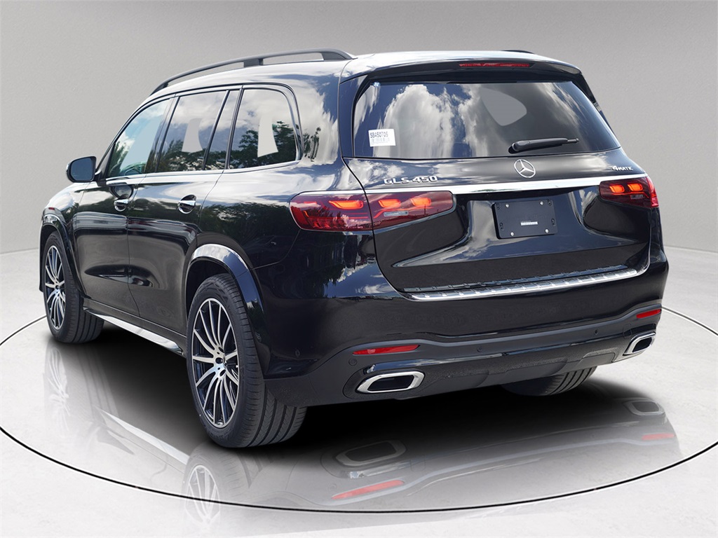 2025 Mercedes Benz GLS 450 4MATIC photo 4