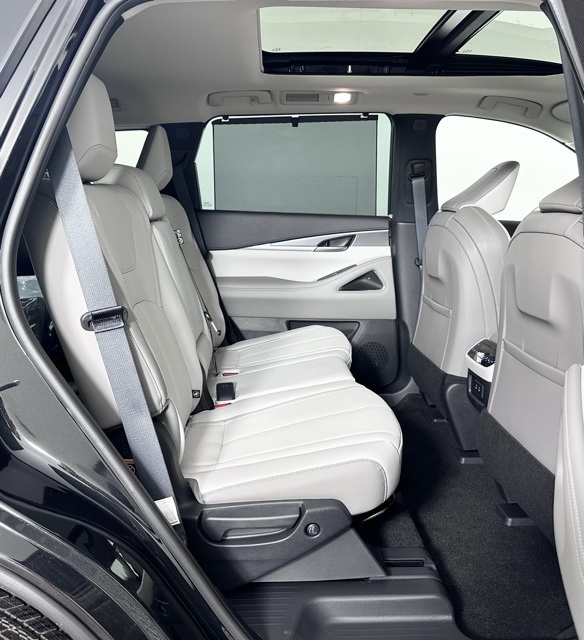 2026 Infiniti QX60 Luxe photo 20