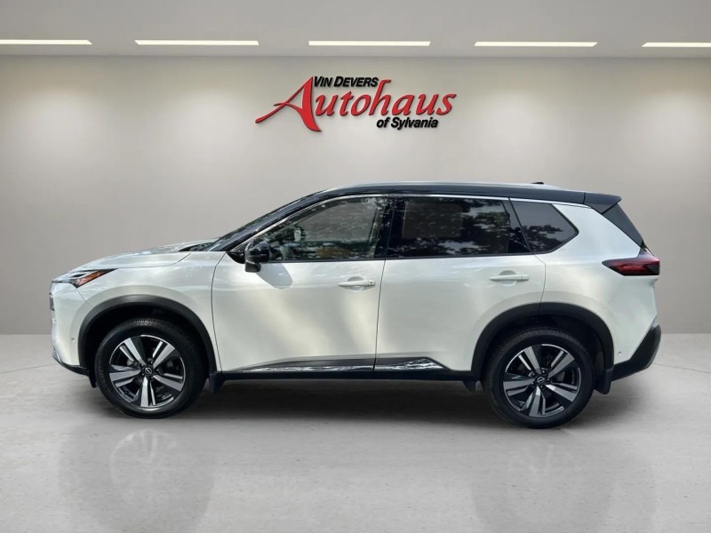 2023 Nissan Rogue Platinum photo 4