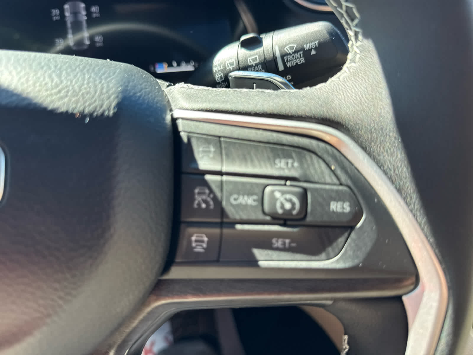 2025 Jeep Grand Cherokee Limited photo 30