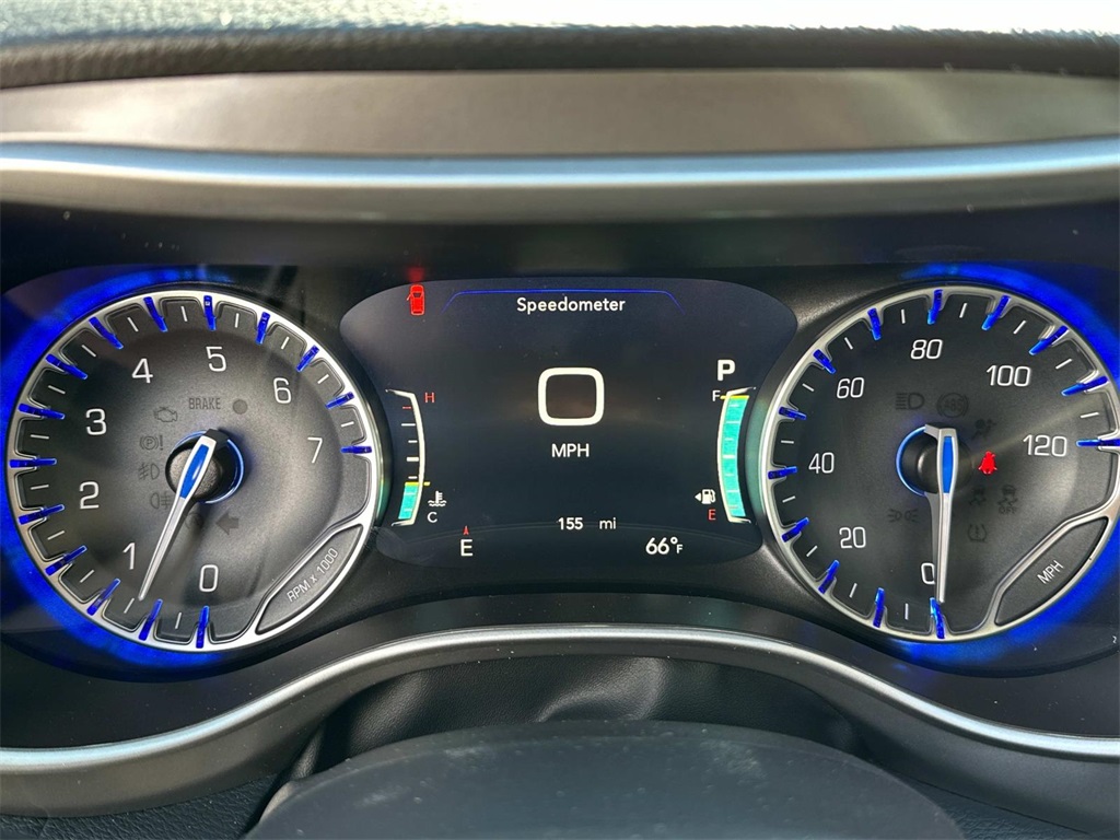 2025 Chrysler Pacifica photo 25