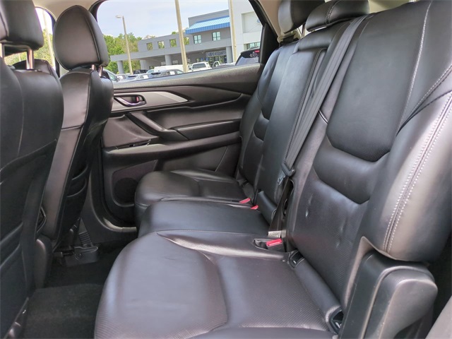 2022 Mazda CX-9 Touring photo 12
