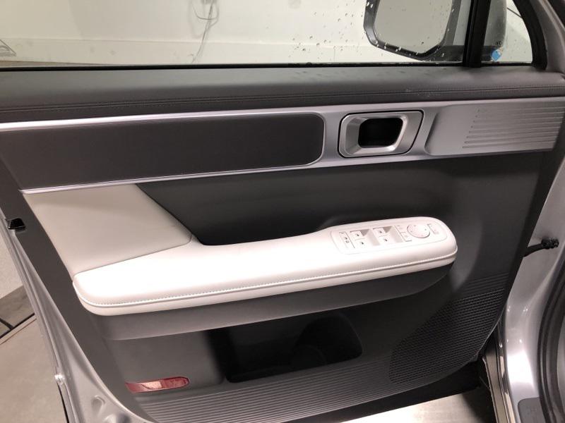 2026 Hyundai Santa Fe SEL photo 16