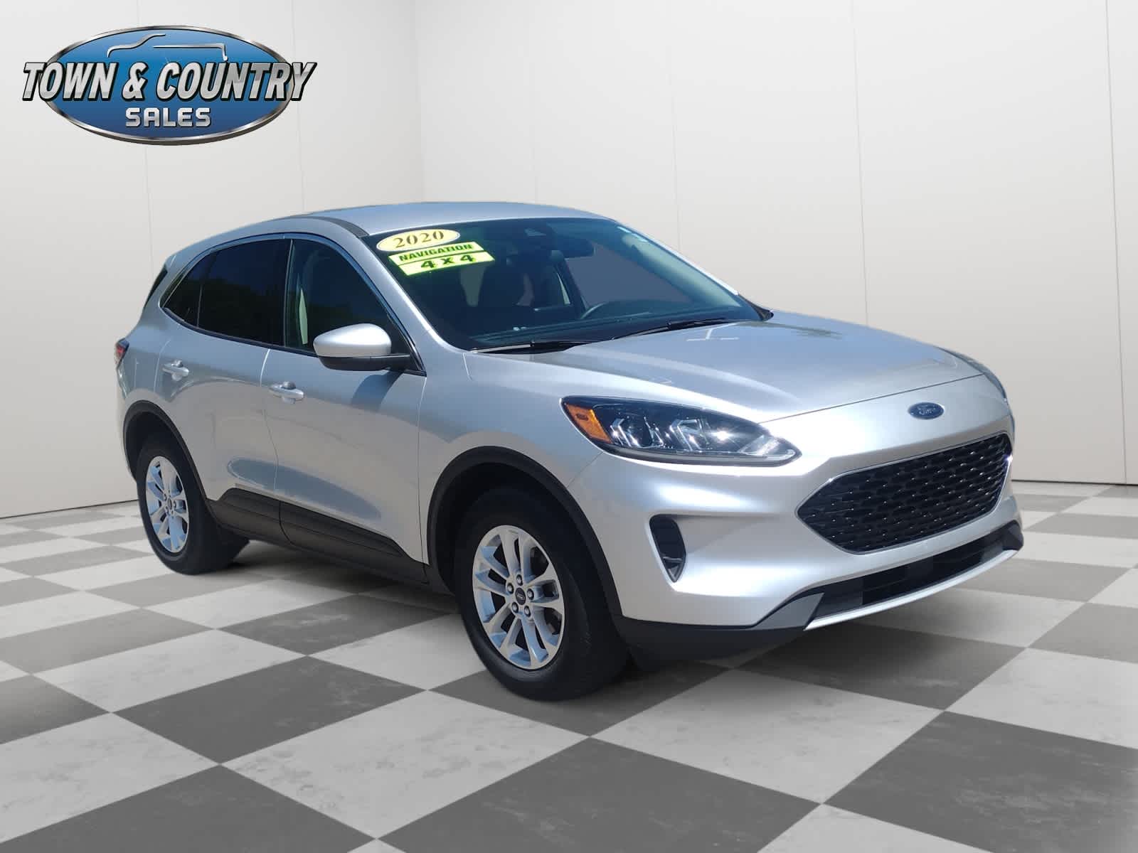 PreOwned 2020 Ford Escape SE 4 Door SUV in Quinnesec U7165 Town