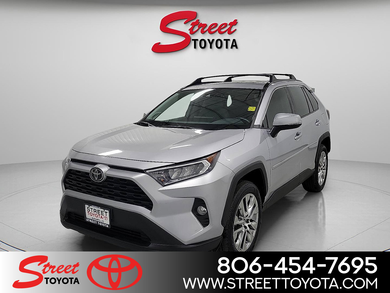 2020 Toyota RAV4 XLE Premium's photo
