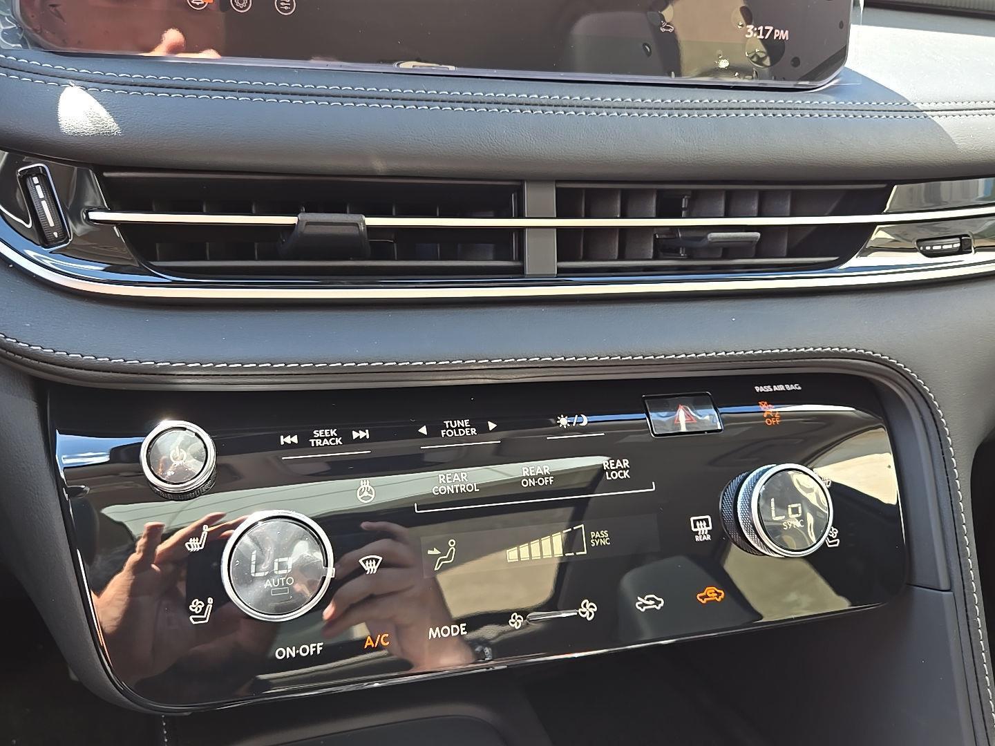 2026 Infiniti QX60 Luxe AWD photo 20
