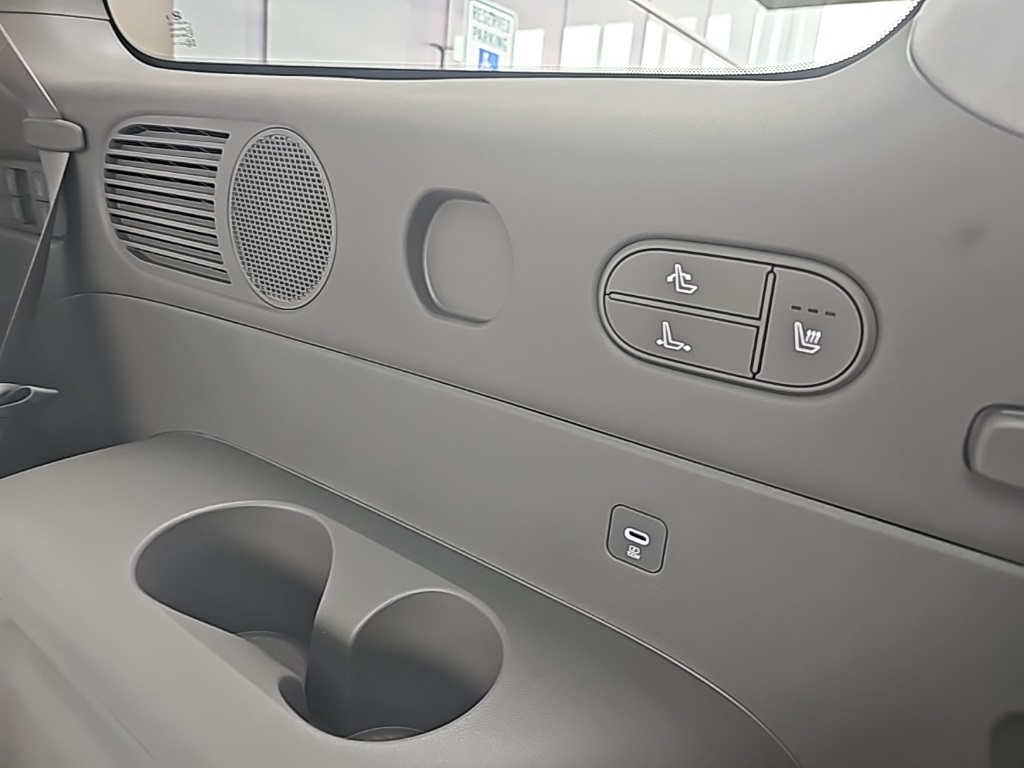 2026 Hyundai Palisade Limited photo 37