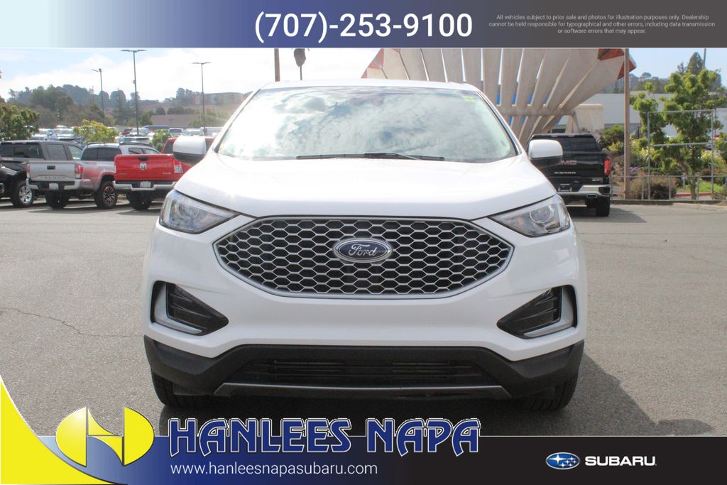 2024 Ford Edge SEL photo 3