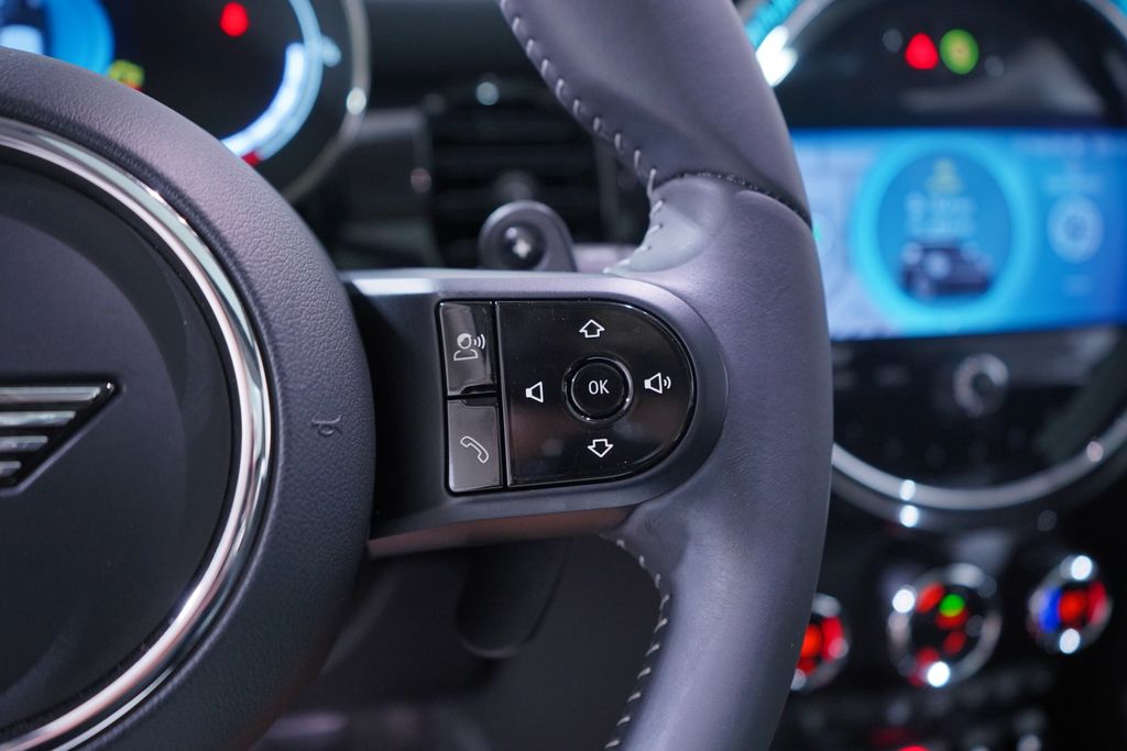 2023 Mini Cooper S Iconic photo 15