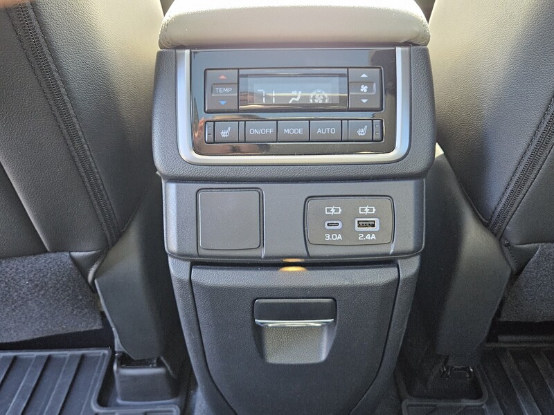 2023 Subaru Ascent Limited photo 8