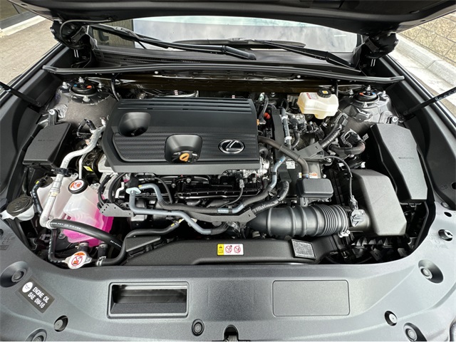 2025 Lexus ES 300h Premium photo 26