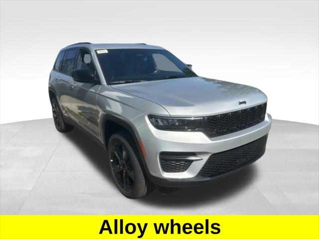 2025 Jeep Grand Cherokee Altitude X photo 10