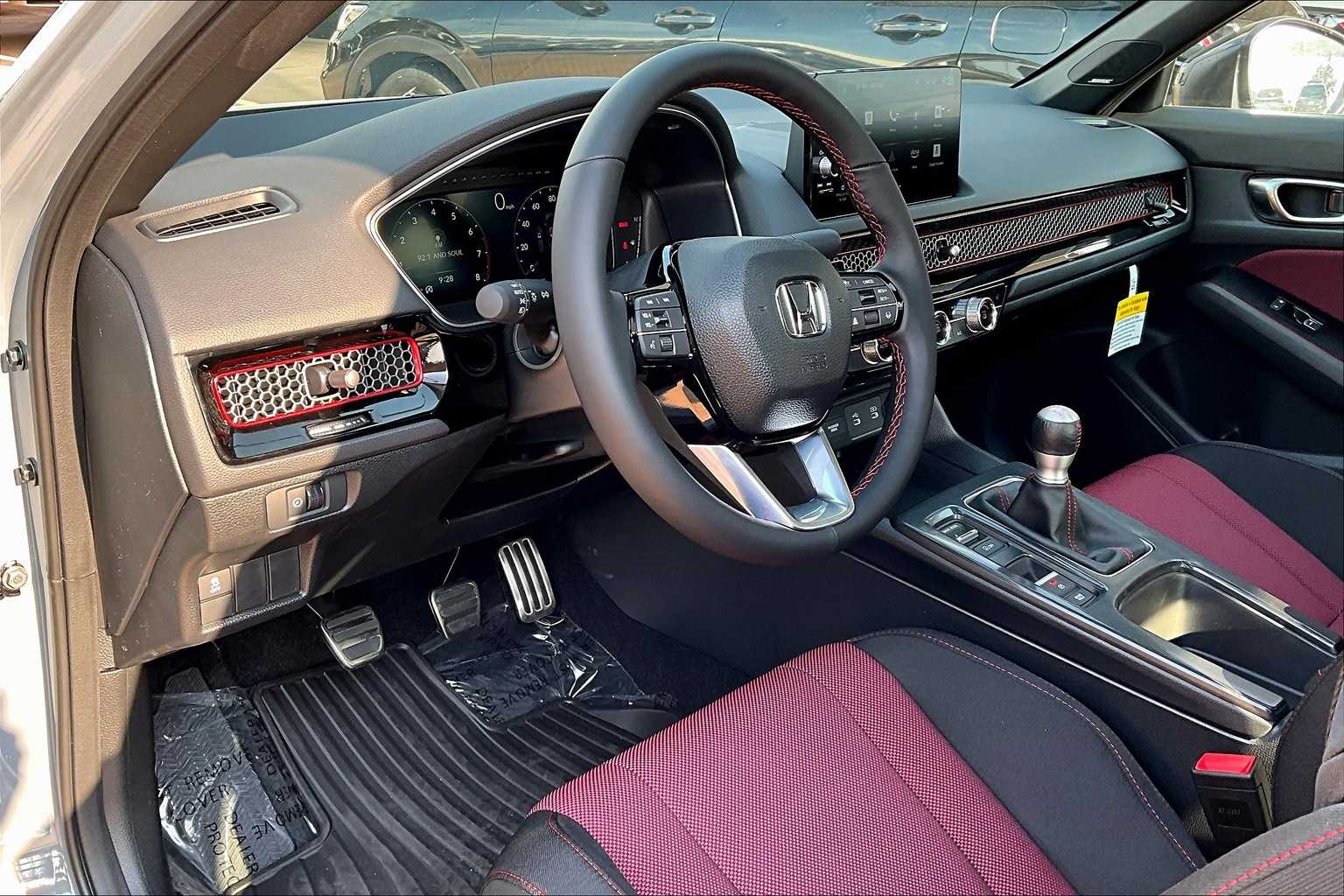 2026 Honda Civic Si photo 7