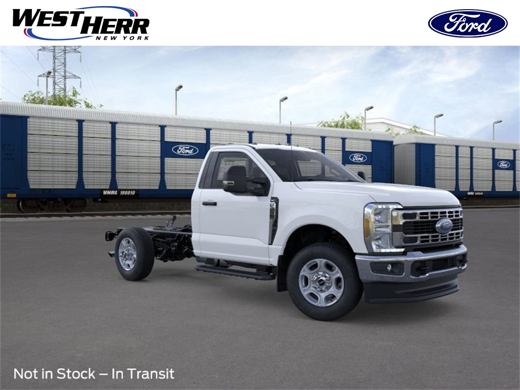 2026 Ford F-350 Super Duty Chassis Cab XLT's photo