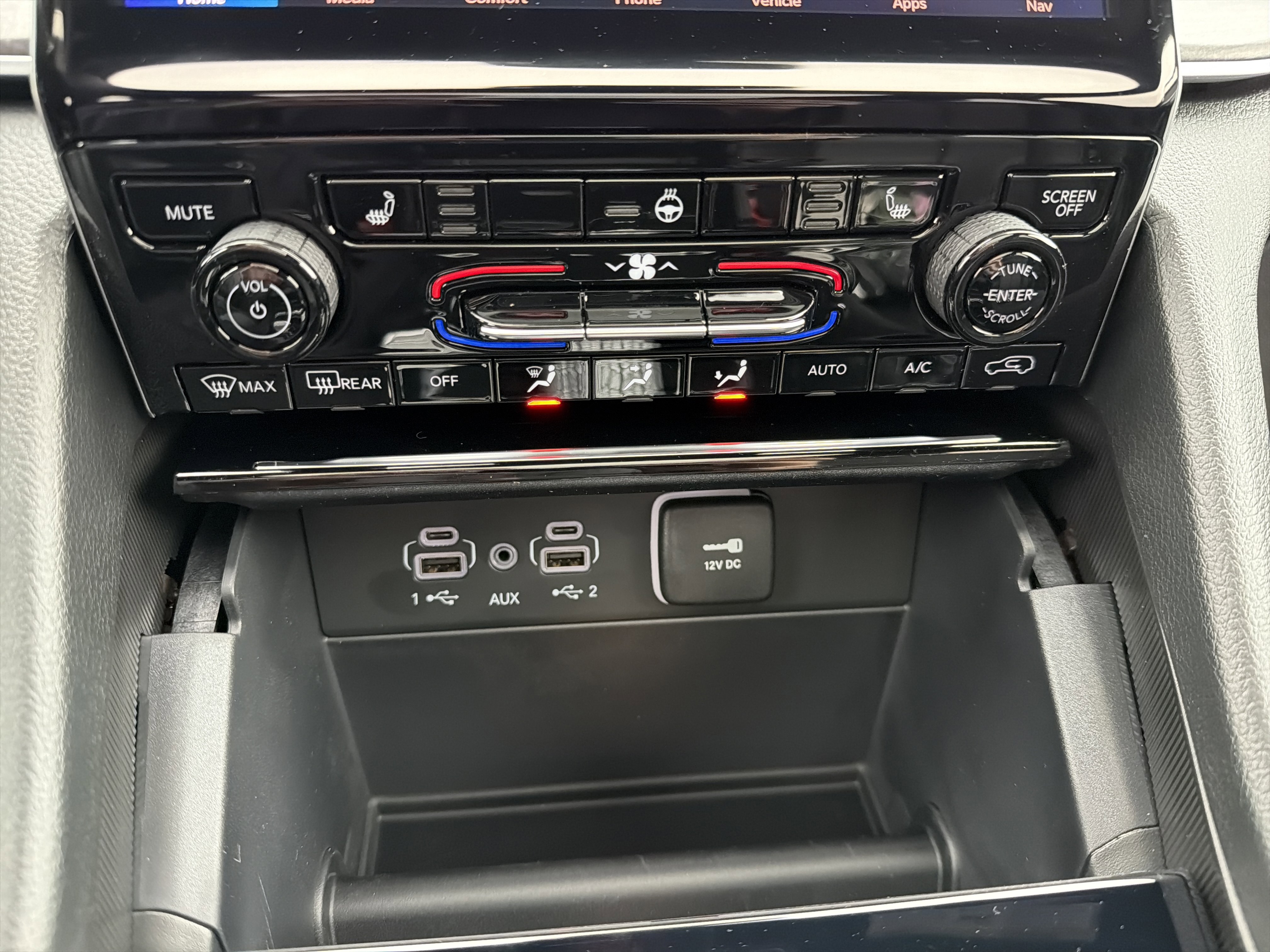 2025 Jeep Grand Cherokee Limited photo 3