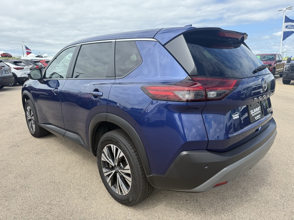 2023 Nissan Rogue SV photo 5
