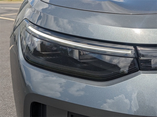 2025 Volkswagen Tiguan S photo 9