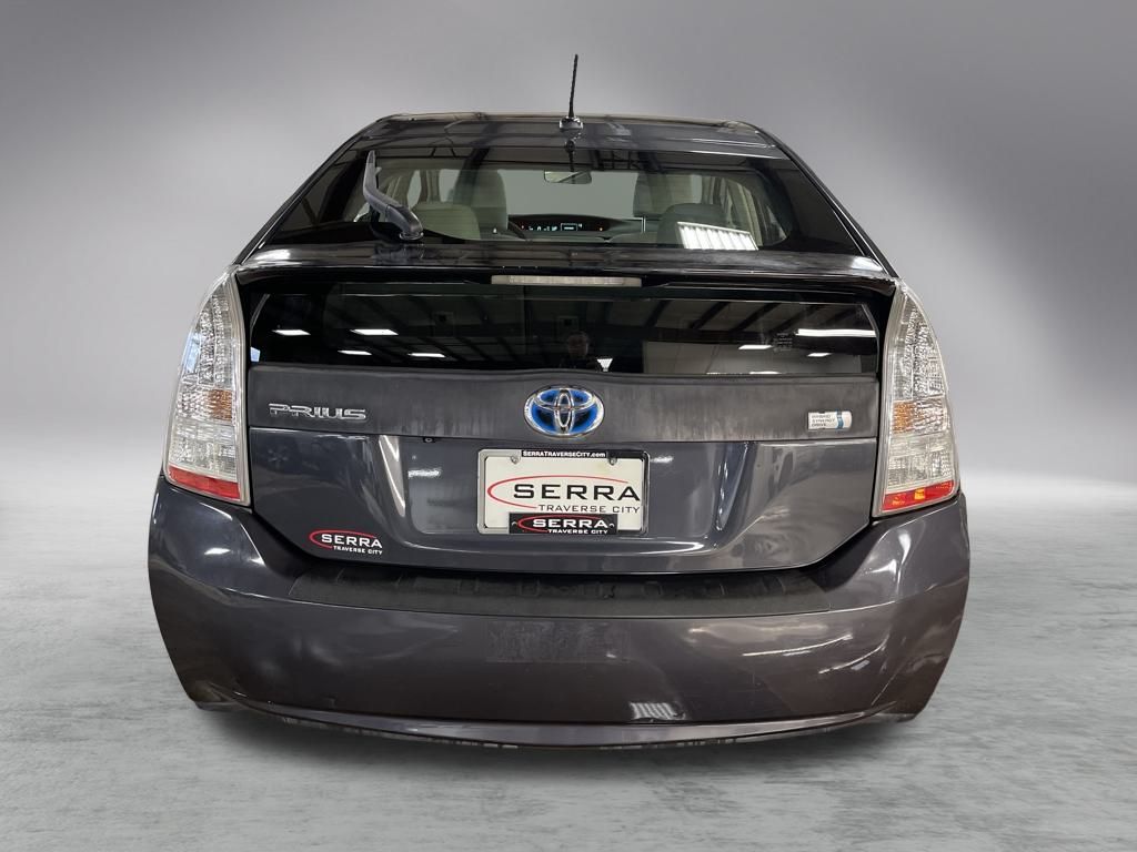 2010 Toyota Prius Two photo 4