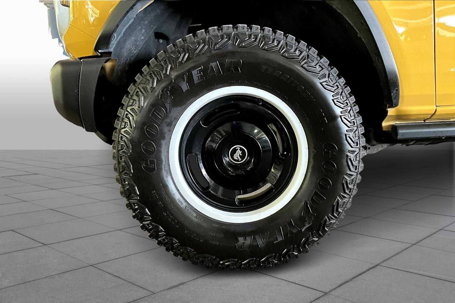 2024 Ford Bronco Heritage Limited First Edition photo 9