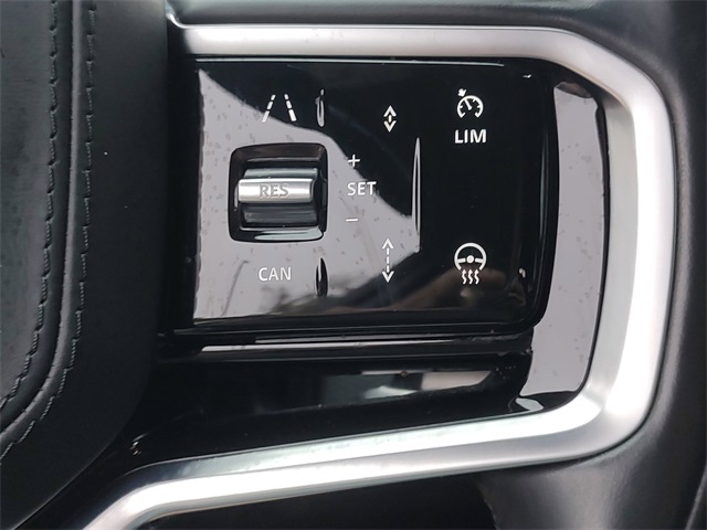 2023 Land Rover Discovery Sport S R-Dynamic photo 18