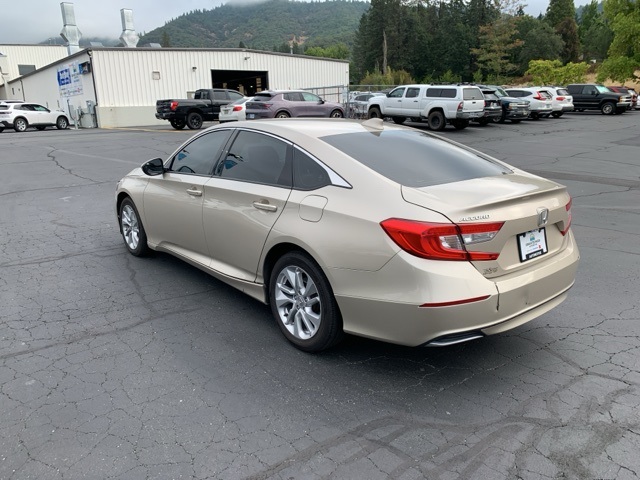 2019 Honda Accord LX photo 2