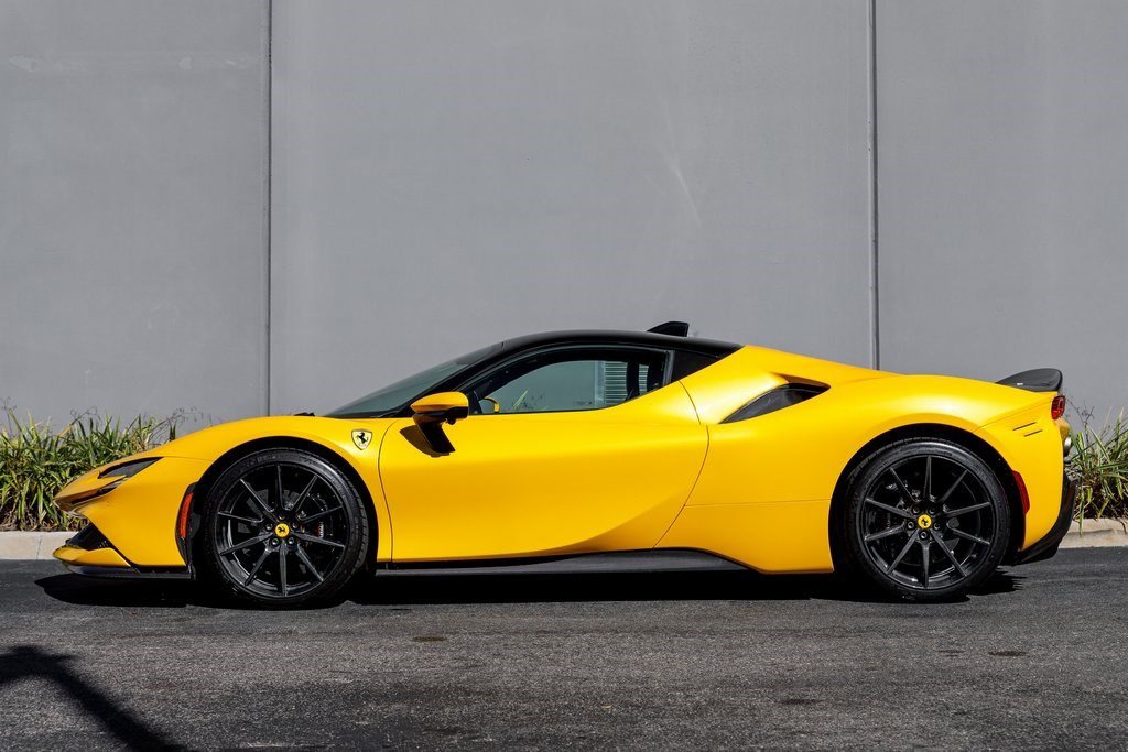 2023 Ferrari SF90 Stradale Assetto Fiorano photo 2