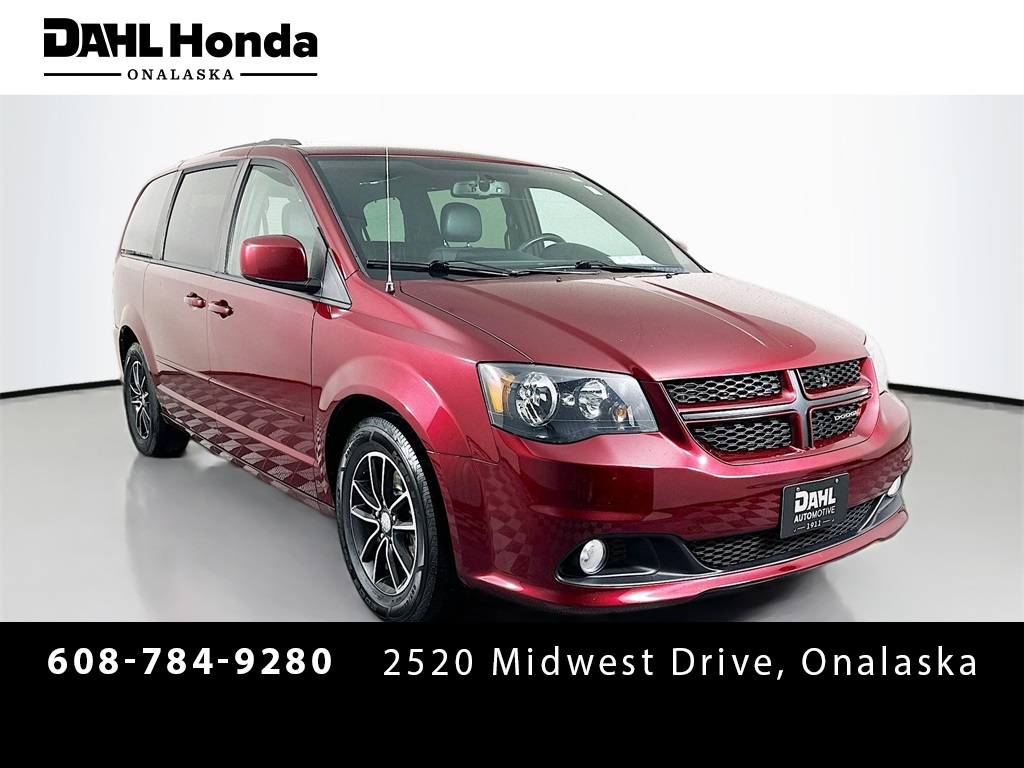 2017 Dodge Grand Caravan GT's photo