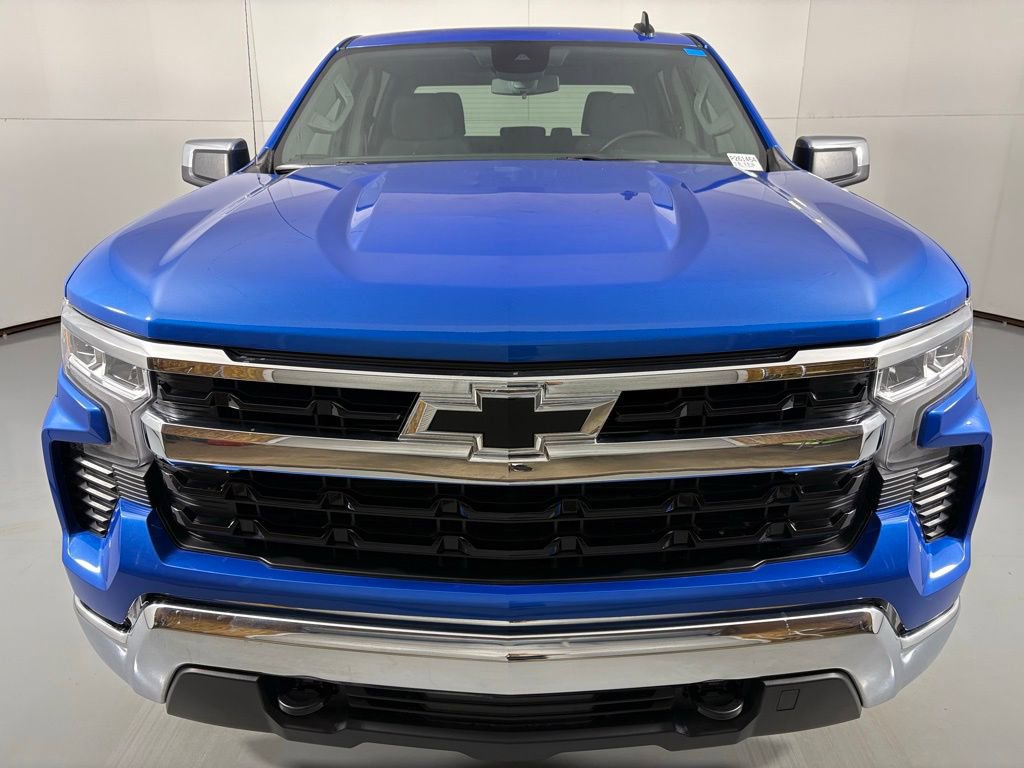 2026 Chevrolet Silverado 1500 LT photo 4