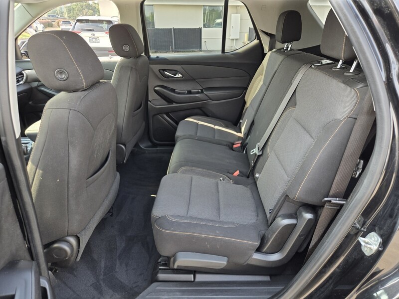2020 Chevrolet Traverse 1LS photo 6