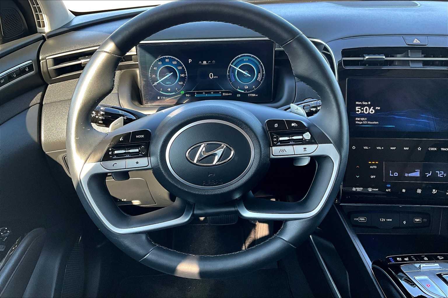 2024 Hyundai Tucson Hybrid photo 5