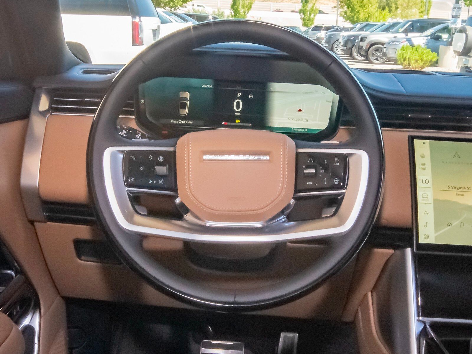 2025 Land Rover Range Rover SE photo 13