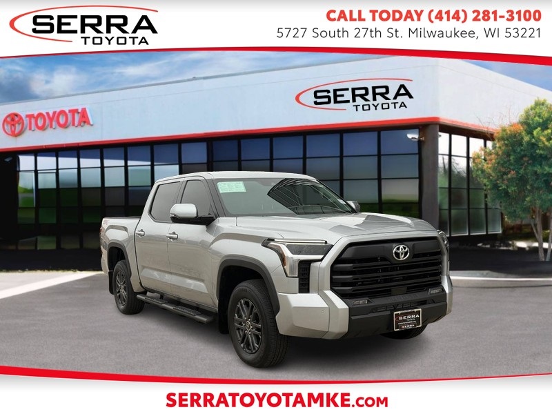 2024 Toyota Tundra SR5's photo
