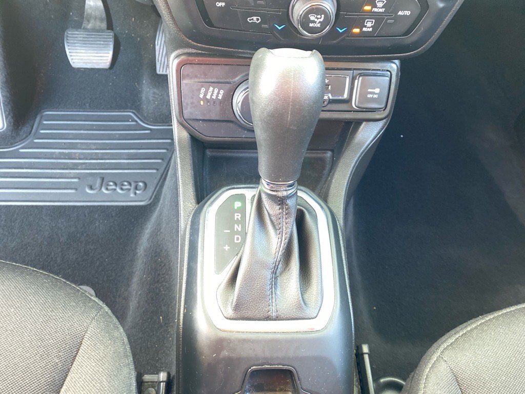 2021 Jeep Renegade Latitude photo 10