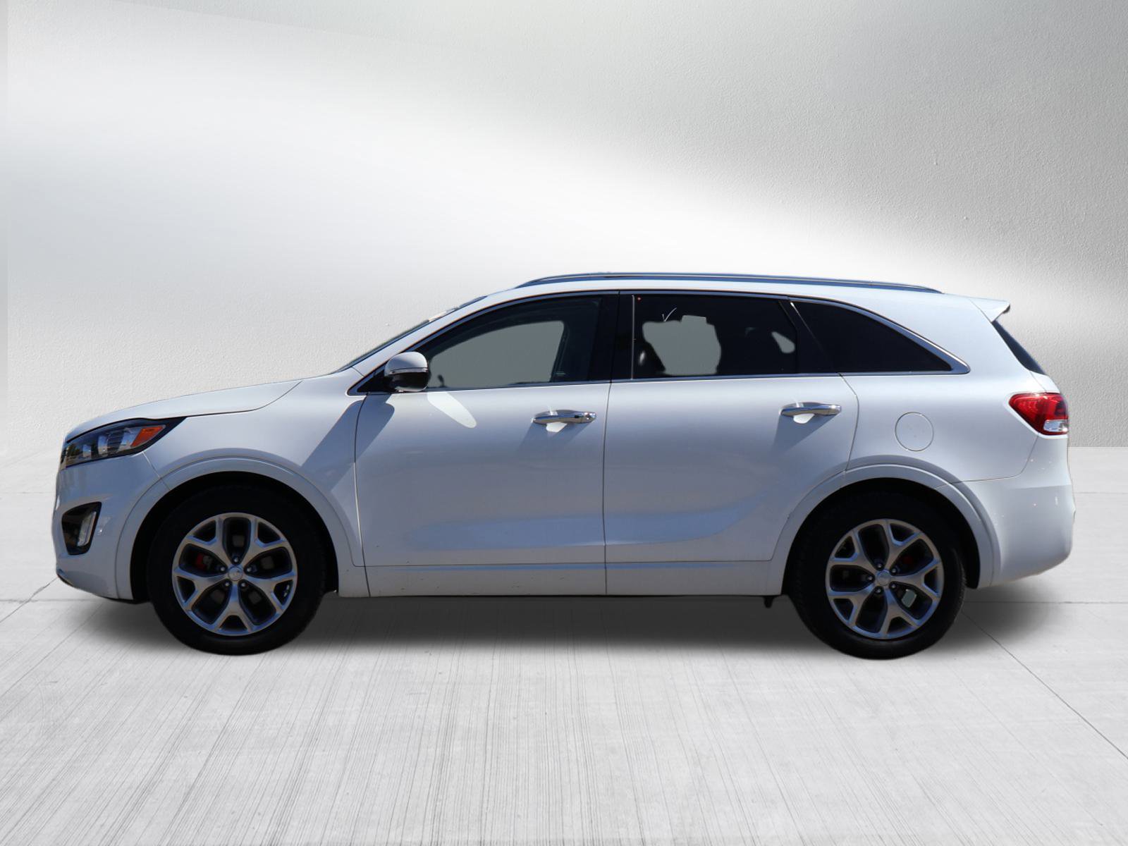 2016 Kia Sorento SX Limited photo 4