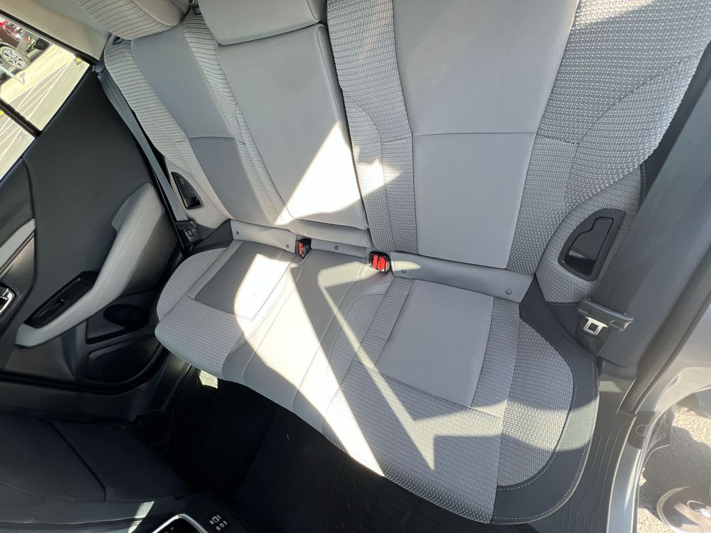 2025 Subaru Outback Premium photo 21