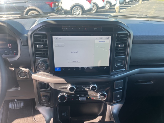 2024 Ford F-150 XLT photo 12