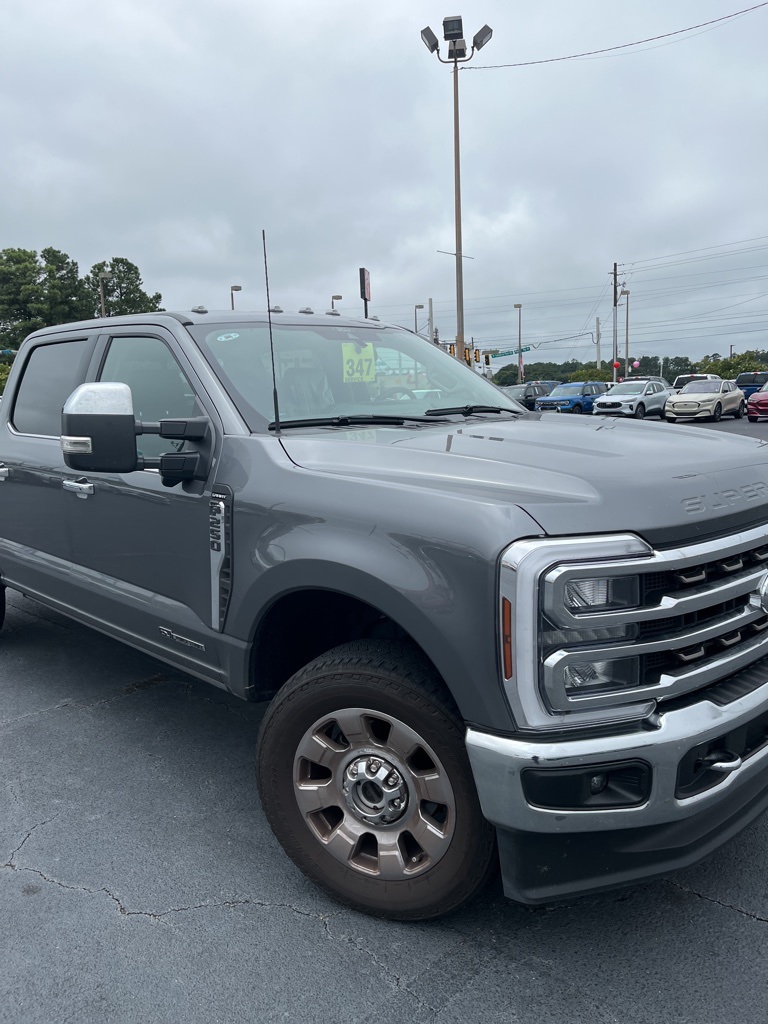 2024 Ford F-250 Lariat photo 3