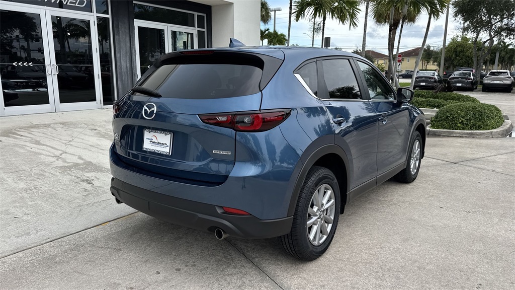 2023 Mazda CX-5 2.5 S Preferred photo 2