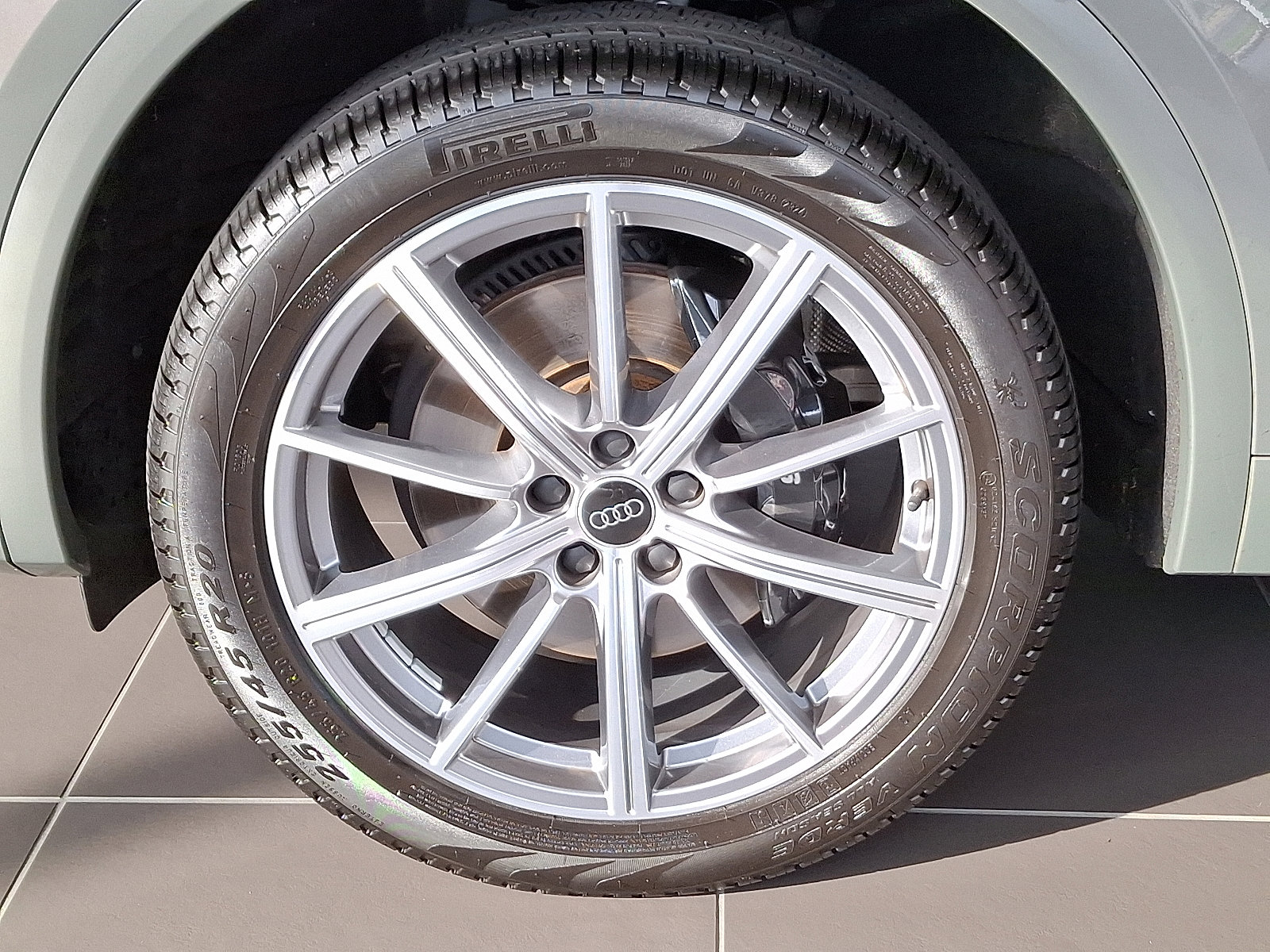 2024 Audi SQ5 Premium Plus photo 2