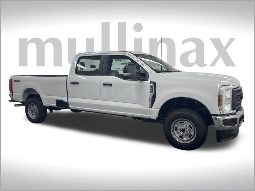 2026 Ford F-350 photo 2