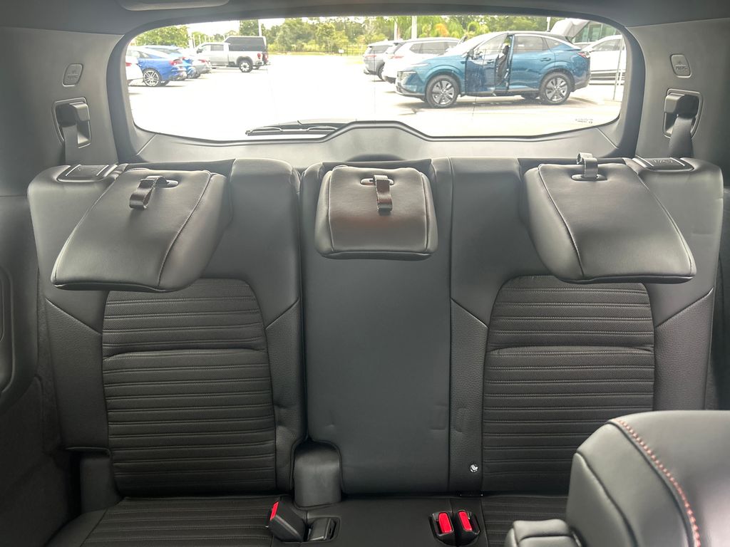 2025 Nissan Pathfinder Rock Creek photo 20