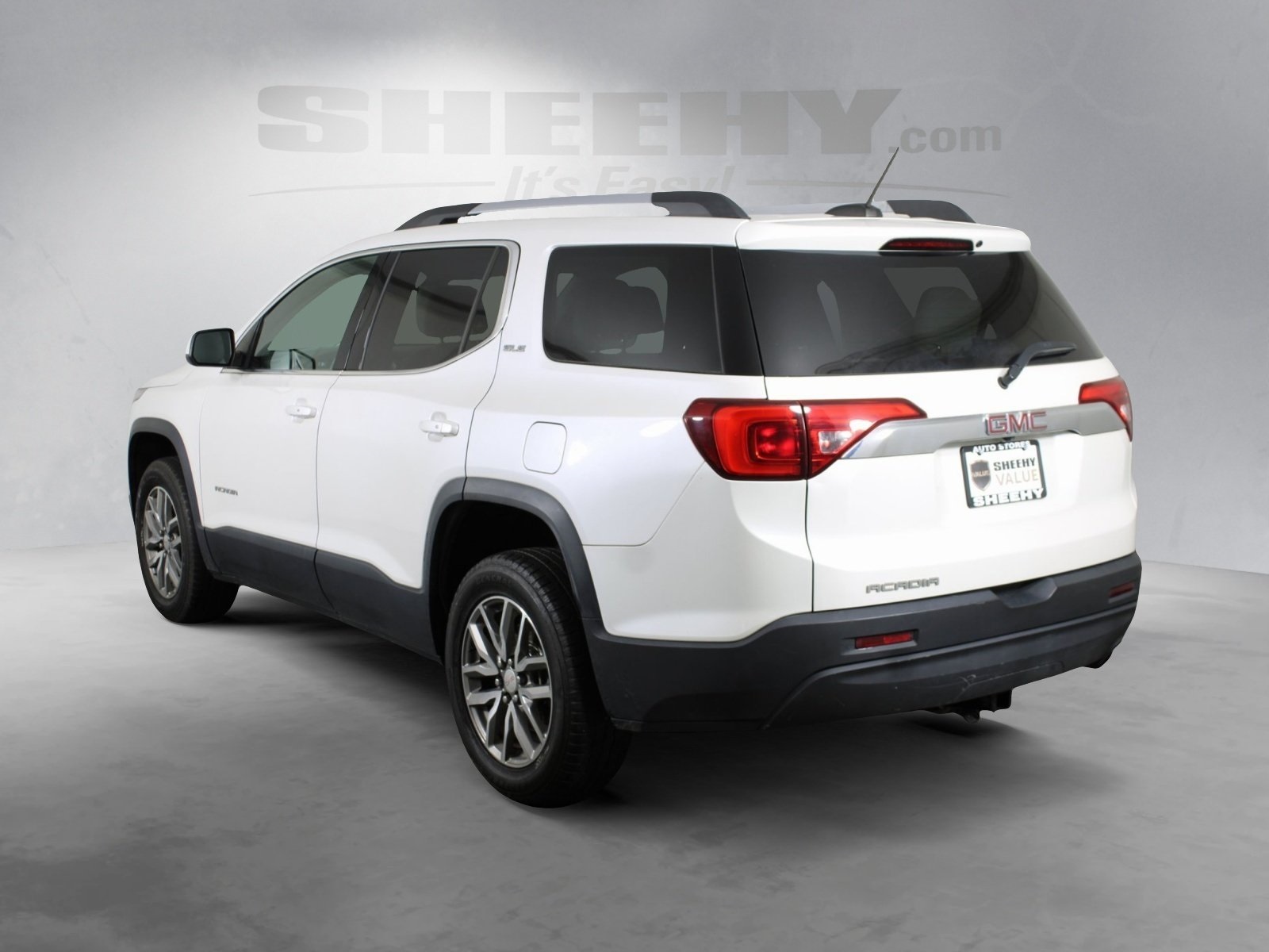 2018 Gmc Acadia SLE photo 3