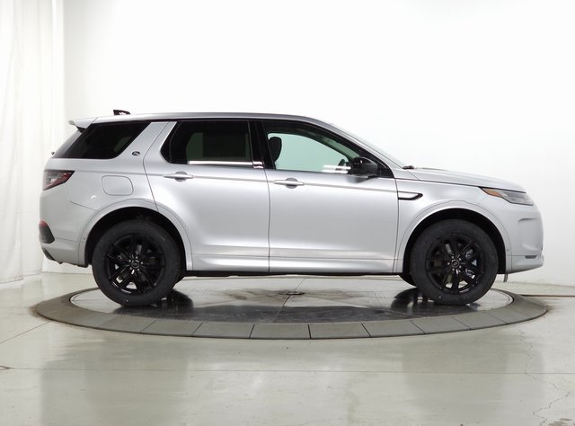 2025 Land Rover Discovery Sport S photo 6
