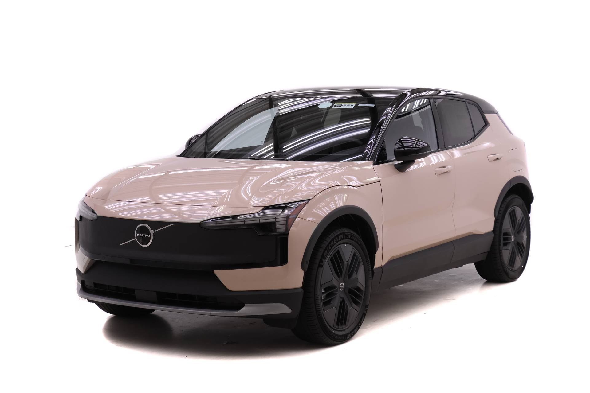 2026 Volvo EX30 Ultra's photo