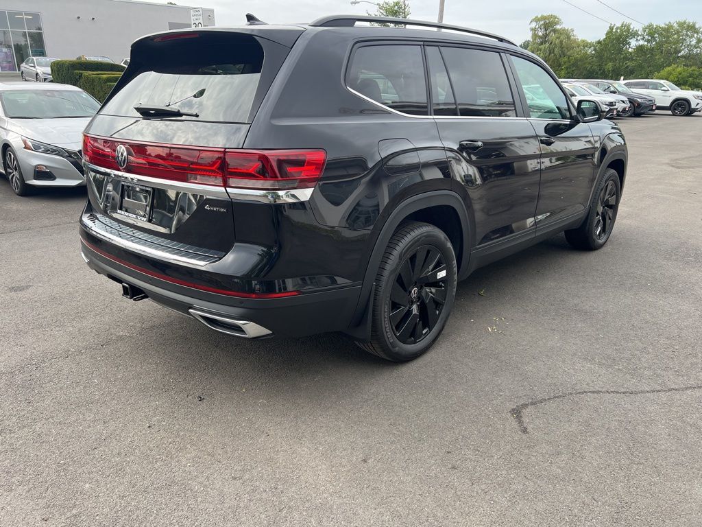 2026 Volkswagen Atlas SE Technology photo 5